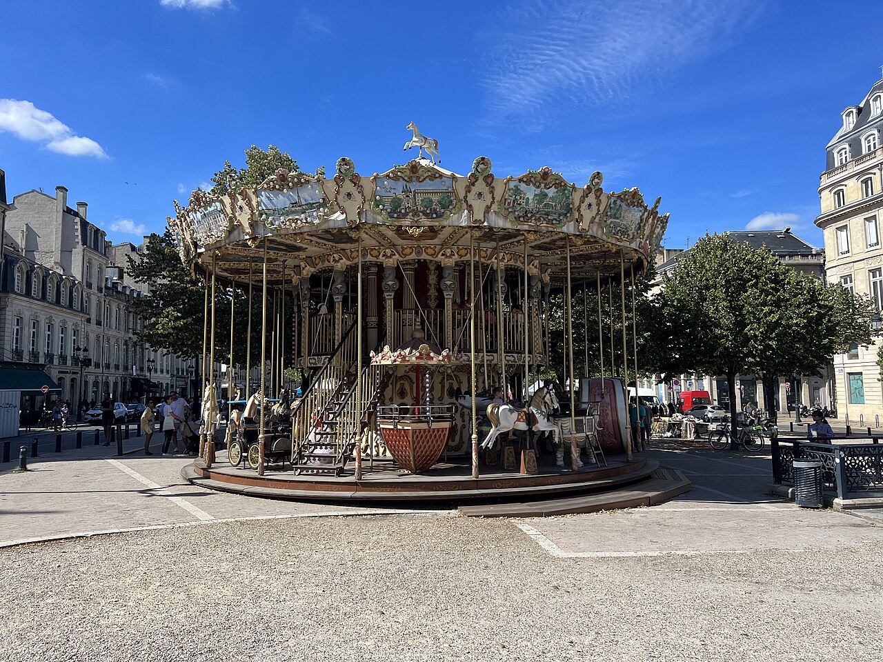 Les allées Tourny, où se trouve Le Noailles