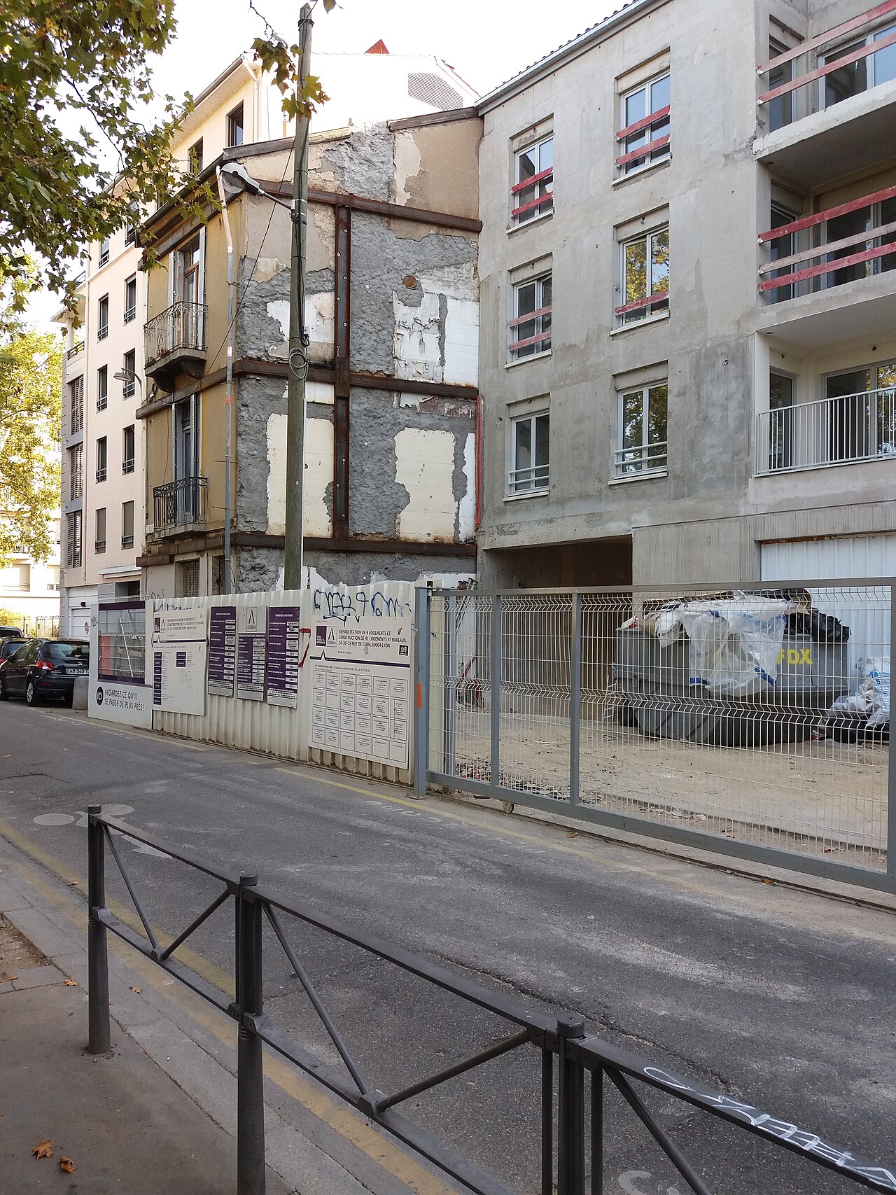 La rue Cuire, où se trouve Daniel et Denise Croix-Rousse