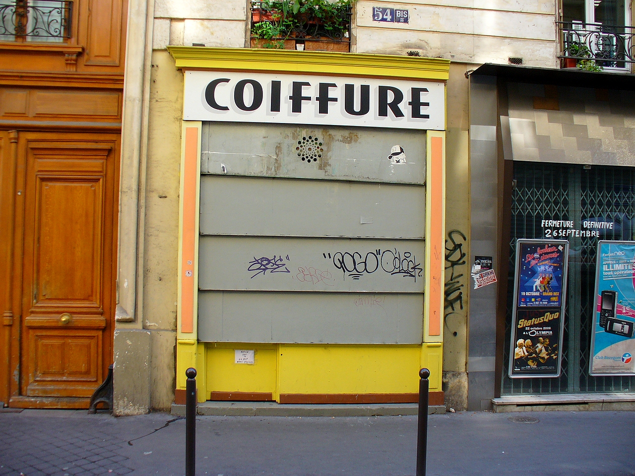 La rue de Lancry, où se trouve Le Verre Volé